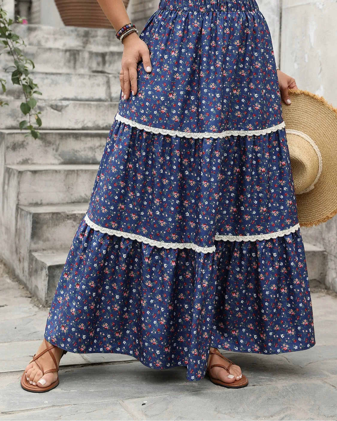 Plus Size Floral Elastic Waist Maxi Skirt
