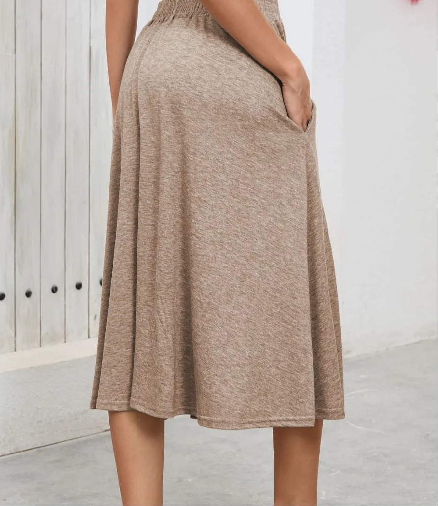 Elastic Waist Skirt With Pockets