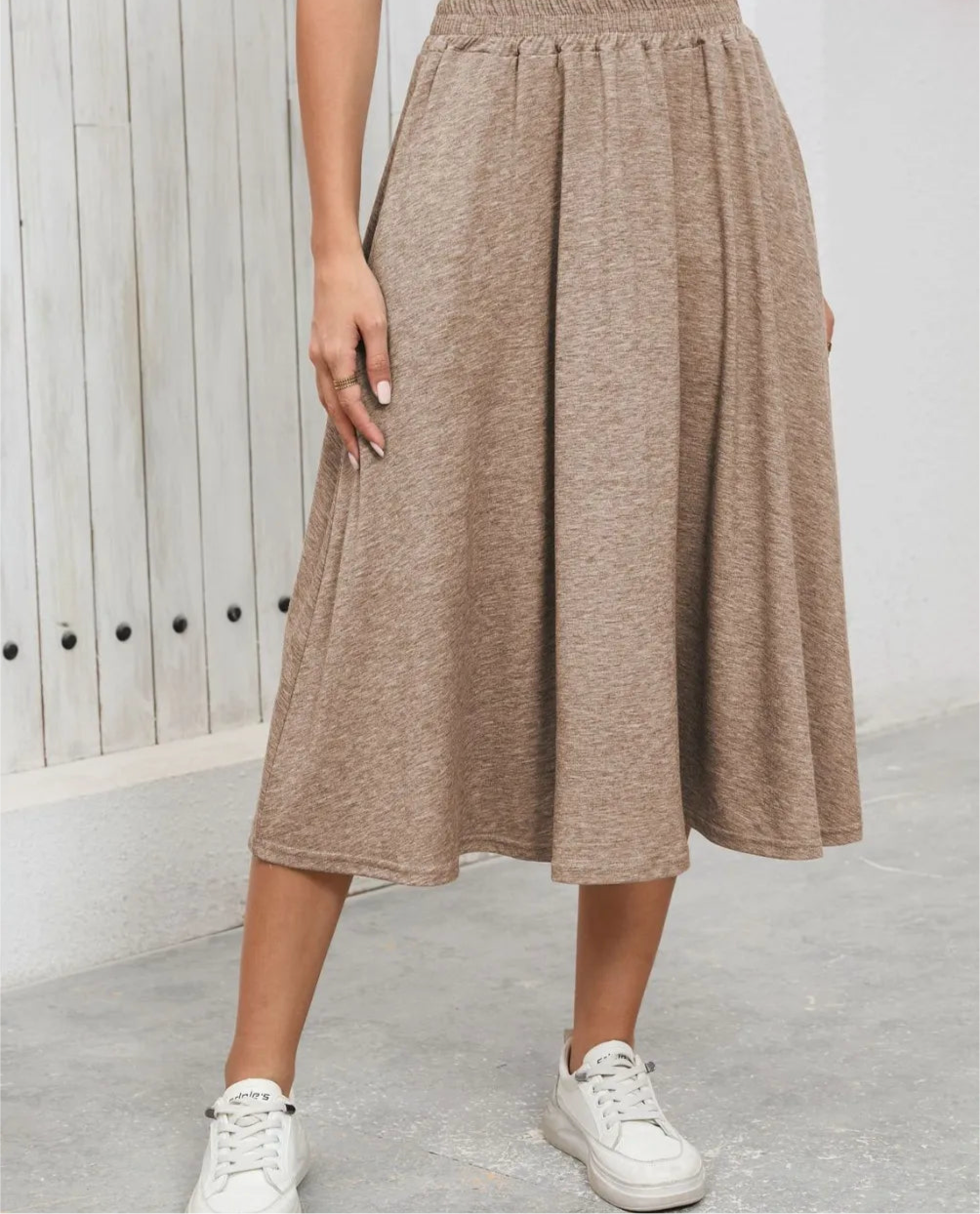 Elastic Waist Skirt With Pockets