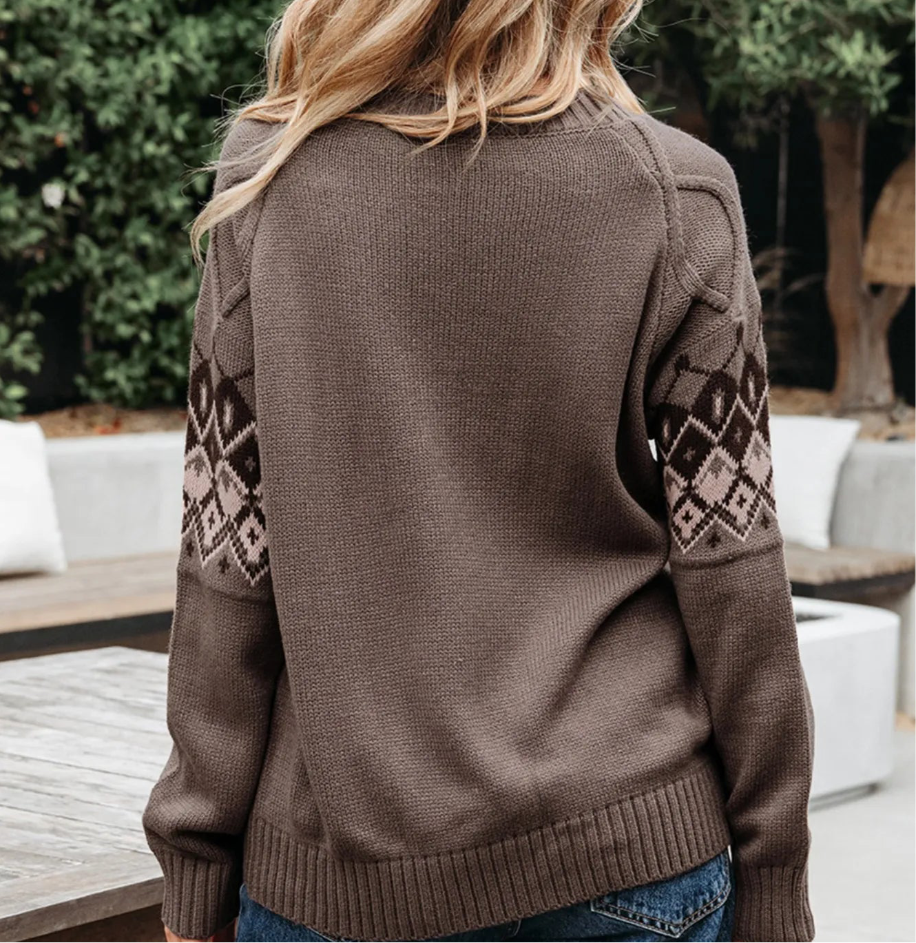 Geometric Round Neck Long Sleeve Sweater
