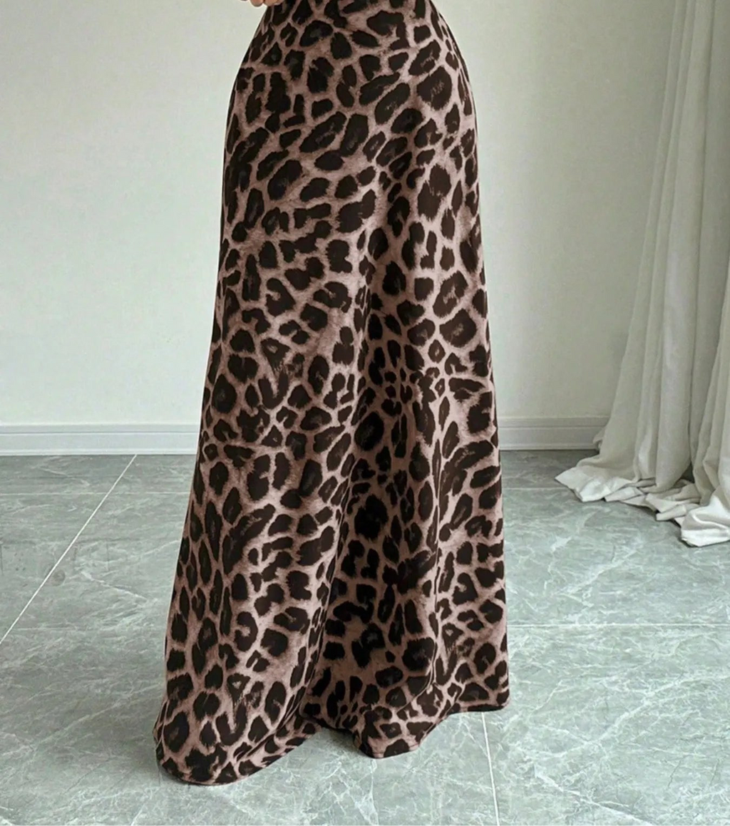 Leopard Print High-Waisted Maxi Skirt