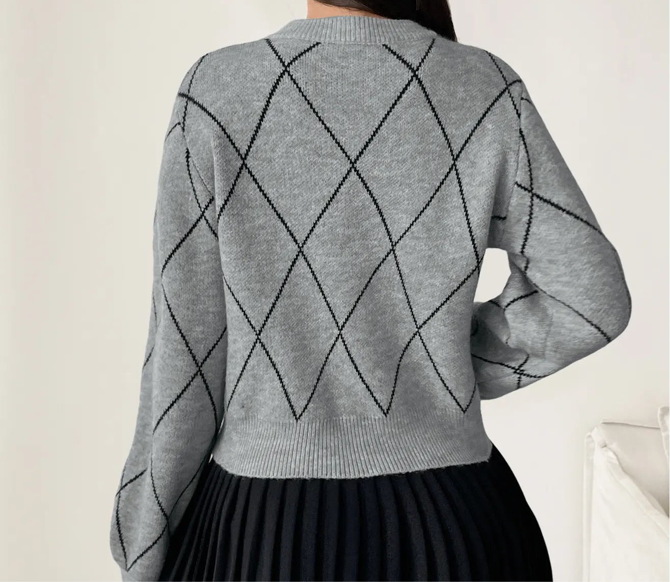 Diamond Pattern Bow Detail Sweater